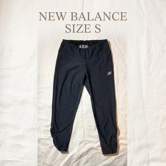New Balance Pants - New Balance Ruched Crop Capri Leggings Womens Size S Gray Gorpcore Active